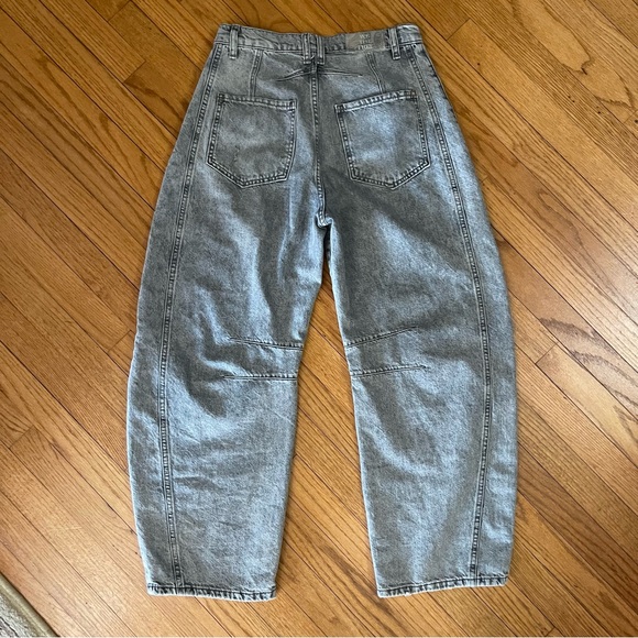 Free People We The Free Good Luck Mid Rise Barrel Jeans Size 26 Archive Gray - Picture 8 of 13
